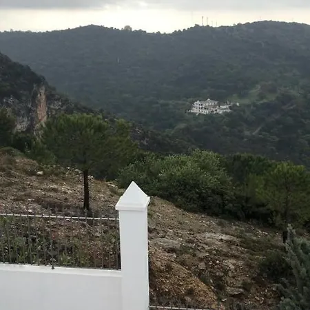 Country house Casa Casares: Stylish Retreat With Pool And Terraces
