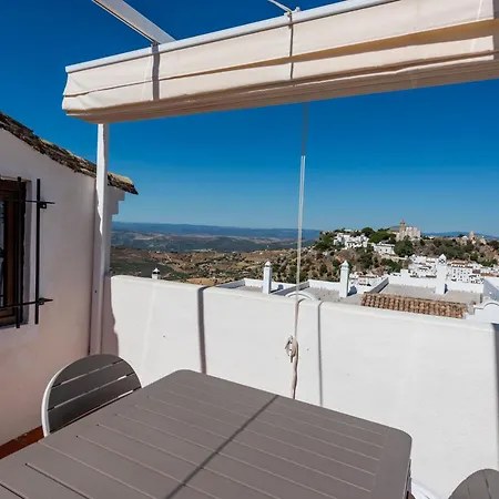 Casa Casares: Stylish Retreat With Pool And Terraces Country house