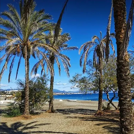 Stylish 3 Bed House 2 Bathrooms, With Patio, Roof Terrace And Communal Pool 5 Minutes Away From The Beautiful Spanish White Village Of Pueblo And Only 20 Mins From The Sea *